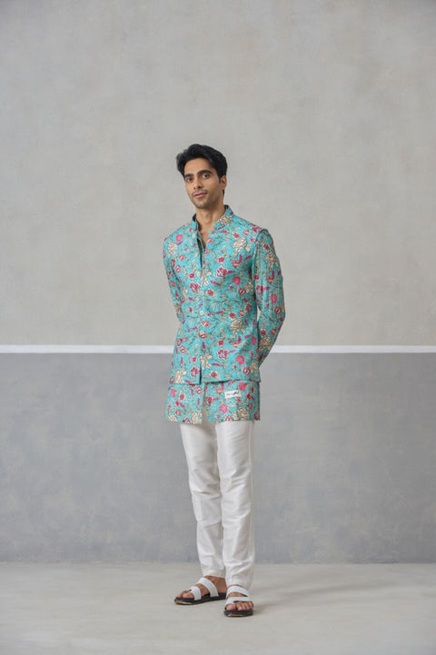 The Aqua Bloomscape Kurta & Bandi