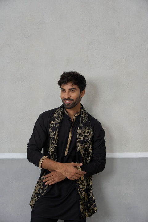 Black Royale Kurta & Dupatta