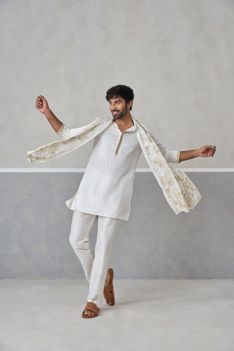 Ivory Royale Kurta & Dupatta